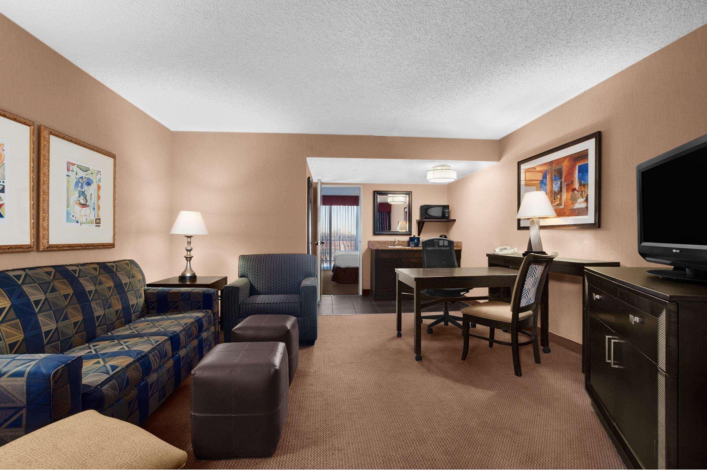Embassy Suites By Hilton Kansas City Plaza Ngoại thất bức ảnh