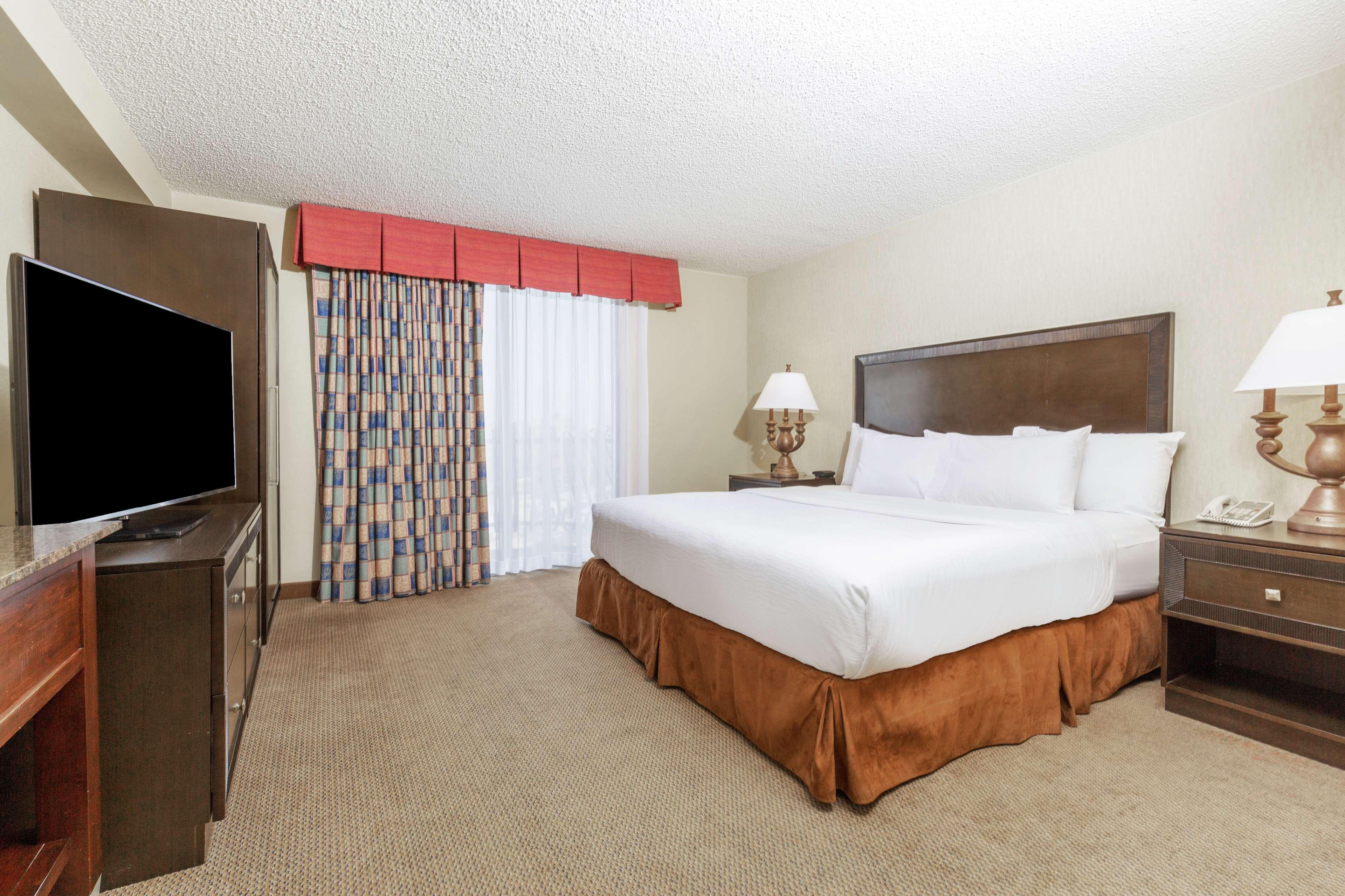 Embassy Suites By Hilton Kansas City Plaza Ngoại thất bức ảnh