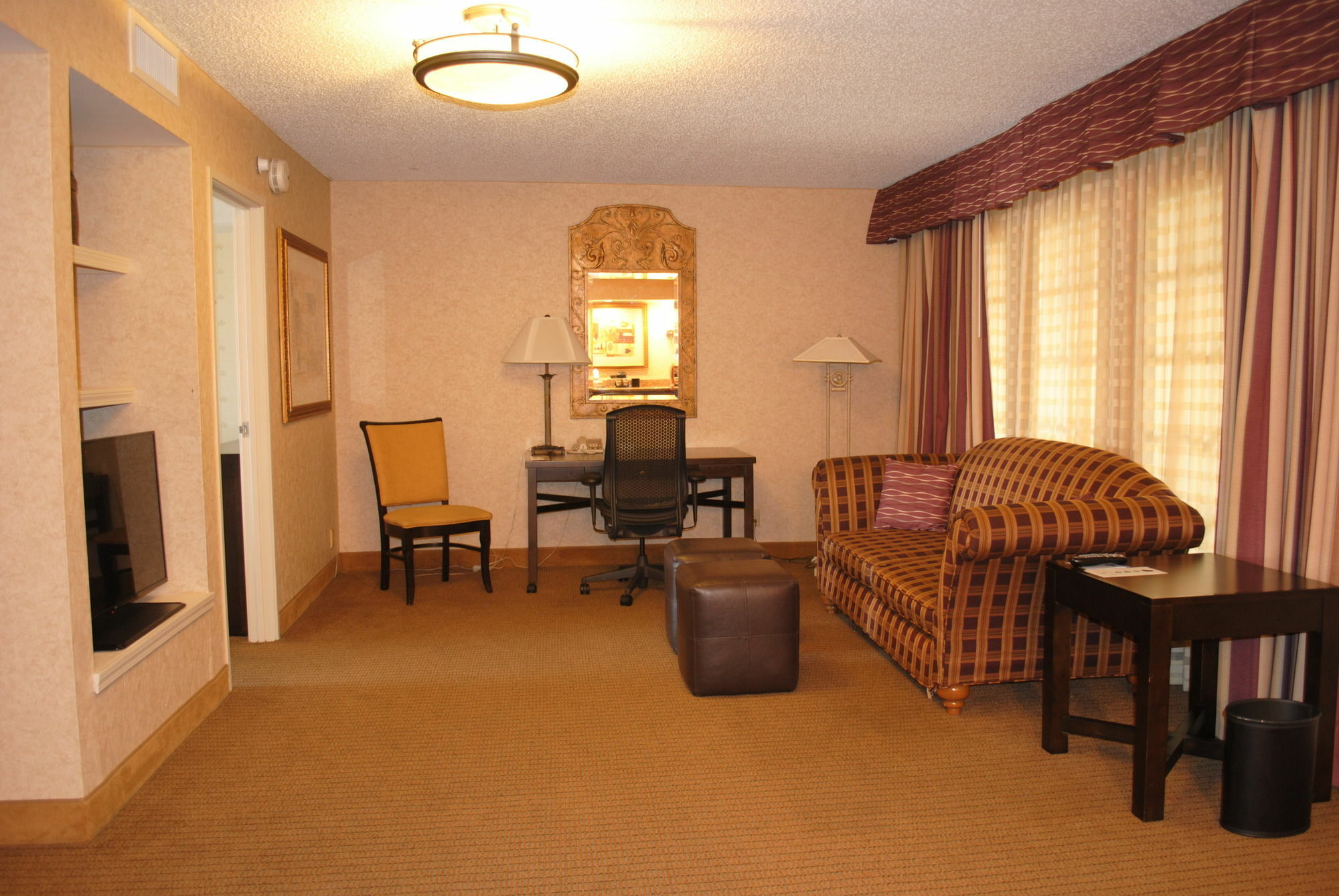 Embassy Suites By Hilton Kansas City Plaza Ngoại thất bức ảnh